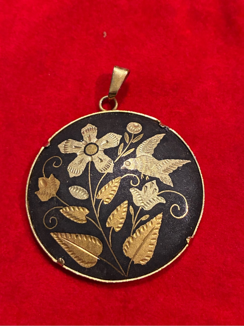 Damascus Gold and Black Floral Bird Round Pendant Necklace - Women Jewelry